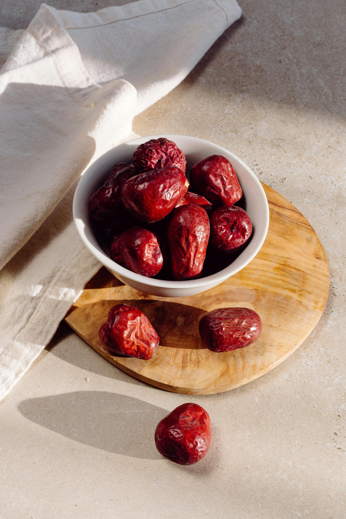 Red Dates Benefits for Women’s Health: A Cycle-Supporting Superfruit